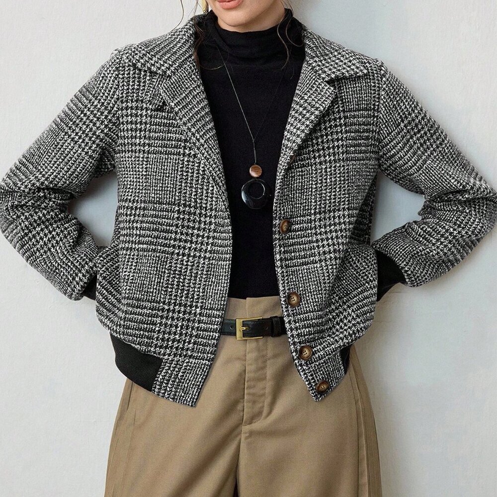 Black and White Elegant Women's Plaid Turndown Collar Long Sleeve Button Jacket